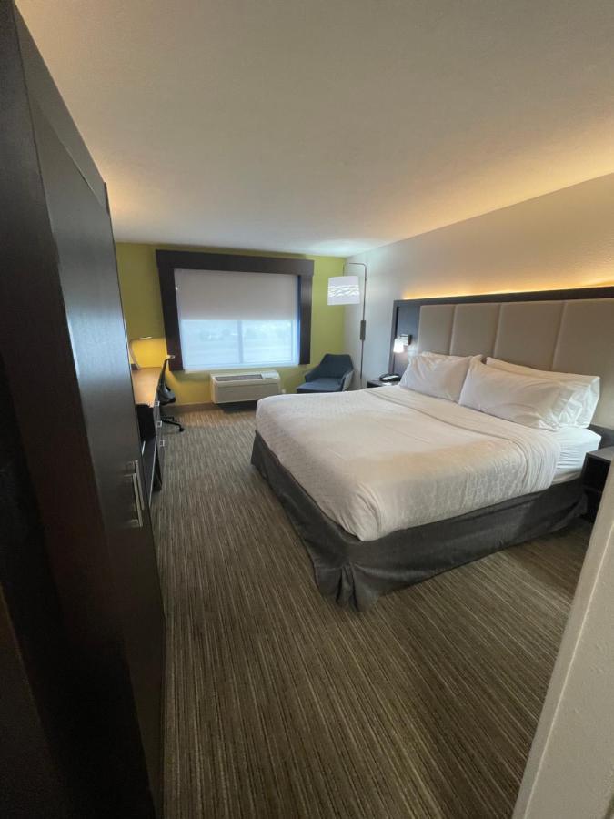 Holiday Inn Express Hotel & Suites Las Vegas By Ihg מראה חיצוני תמונה